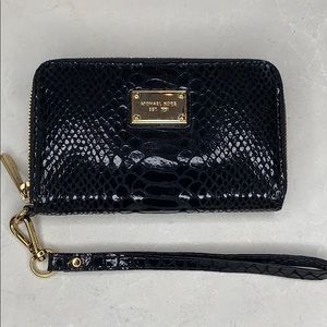 Michael Kors wristlet